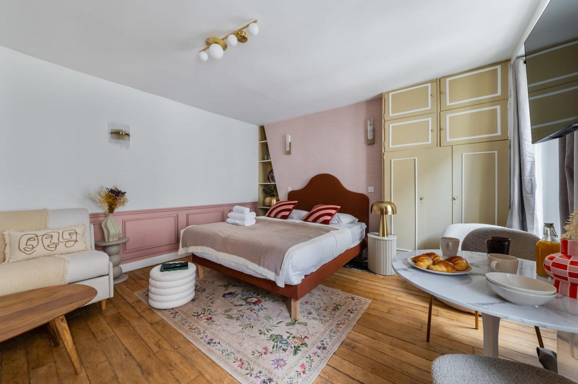 Grand Studio Refait A Neuf Paris 16 - 4P - Flat-Guest Eksteriør billede