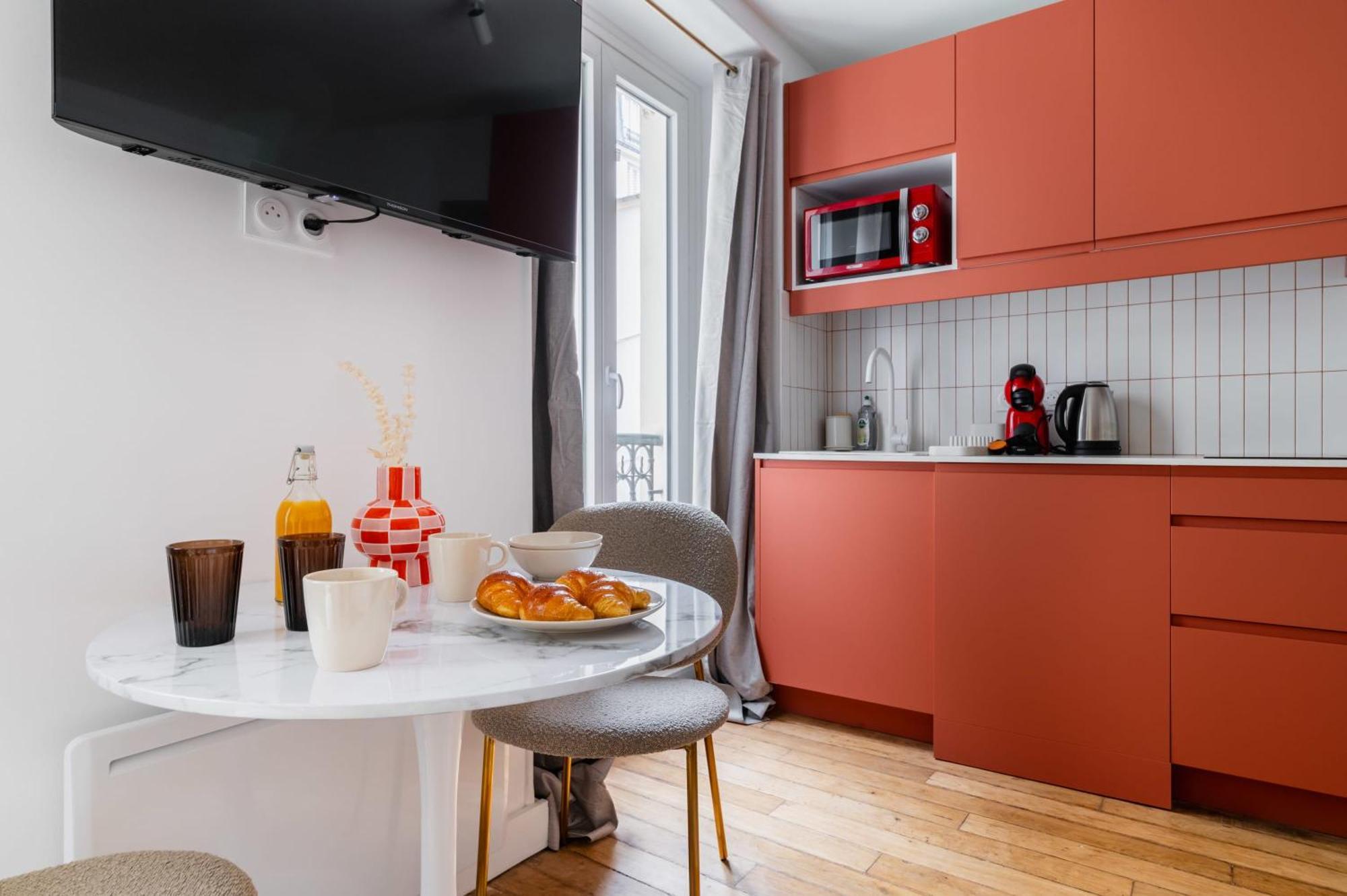 Grand Studio Refait A Neuf Paris 16 - 4P - Flat-Guest Eksteriør billede